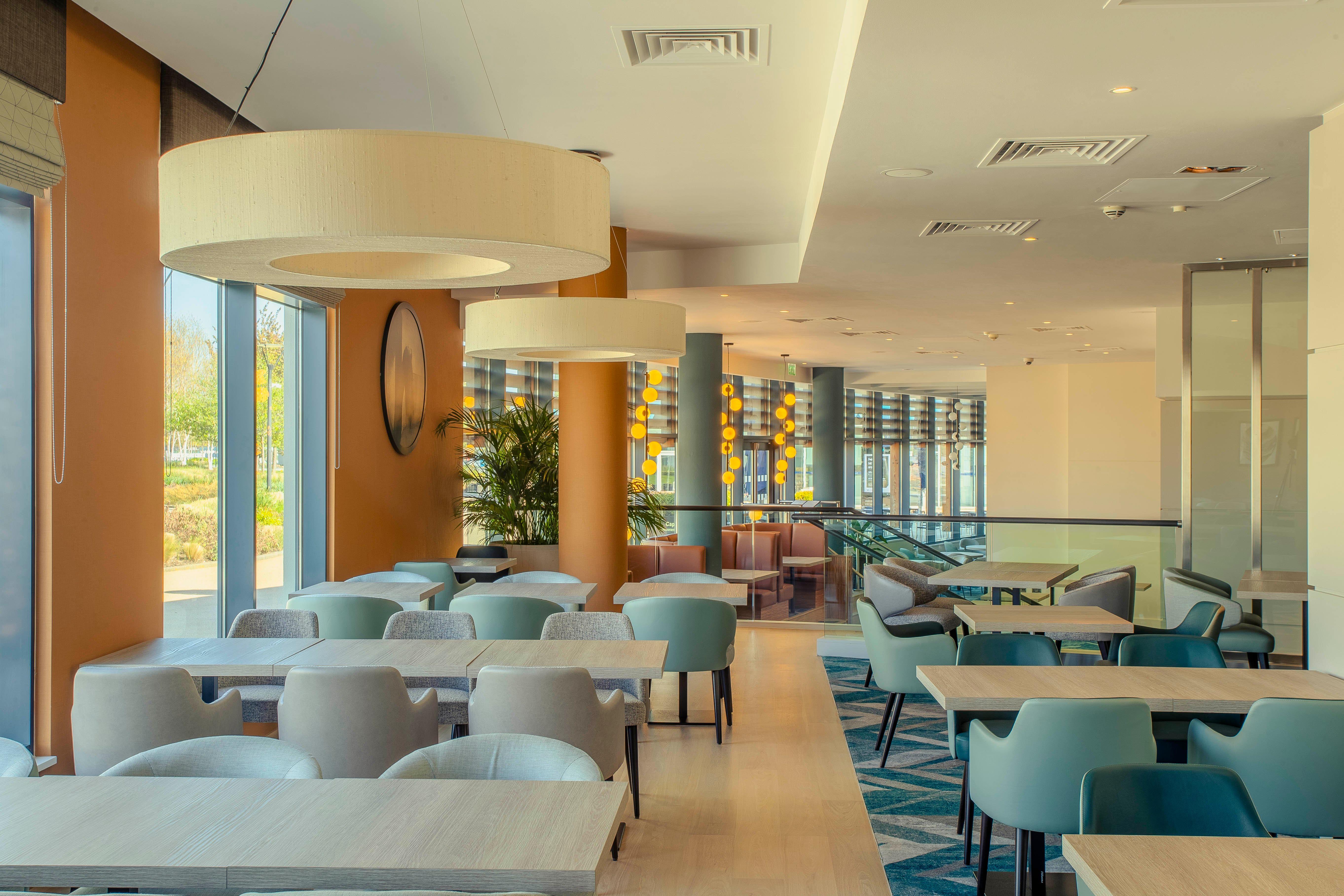 Hotel Crowne Plaza Reading Exterior foto